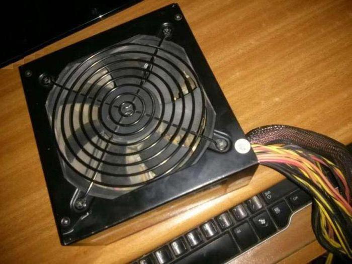 вентилятор охлаждения блока питания компьютера 