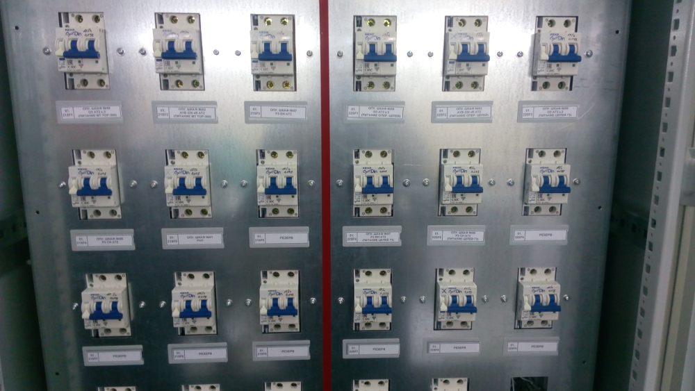 Автоматические выключатели постоянного тока: что это такое и где они применяются?