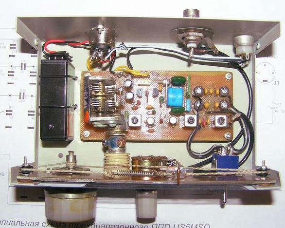 Внутренний монтаж приемника на транзисторах КВ диапазоны 7, 14, 21 МГц